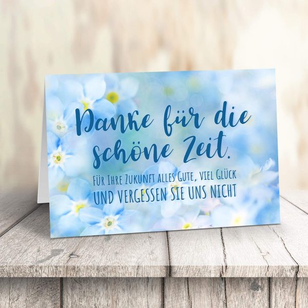 Große Abschiedskarte XXL (A4) Vergessen Sie uns nicht - Blaue Blumen mit Umschlag / Edle Design Klappkarte / Rente / Pension / Ruhestand / Verabschiedung / Letzter Arbeitstag / Gruß-Karte für Kollegen – Bild 3